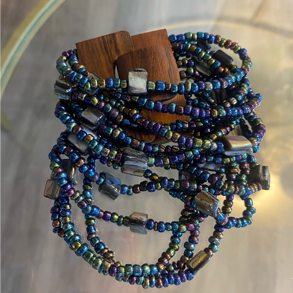 Peacock Seed Bead Bracelet Wooden Buckle